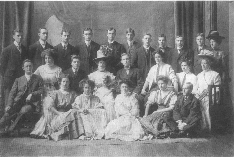 Photograph of Dalhousie Drama Club, 1908-9