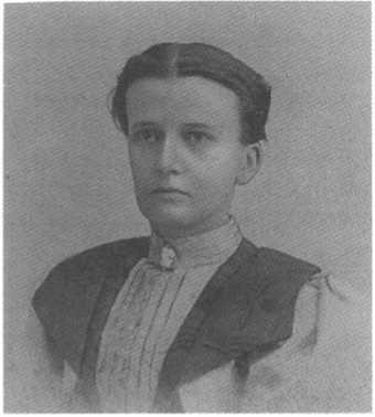 Photograph of Eliza Ritchie, Bachelor of Letters, 1887