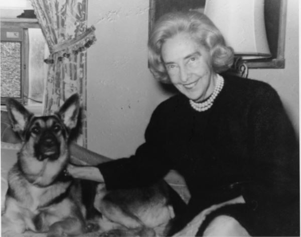 Photograph of Dorothy (Johnston) Killam